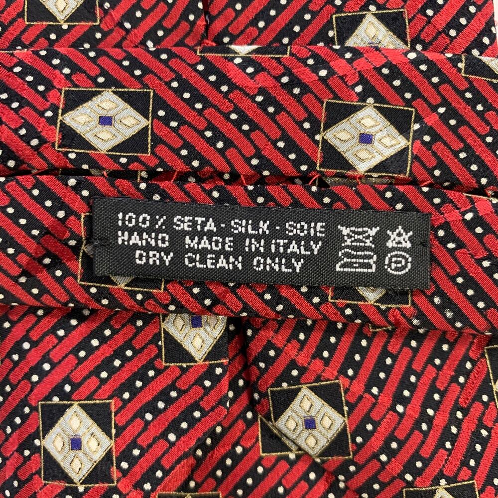 Brioni Red Black Geometric Silk Tie View 4